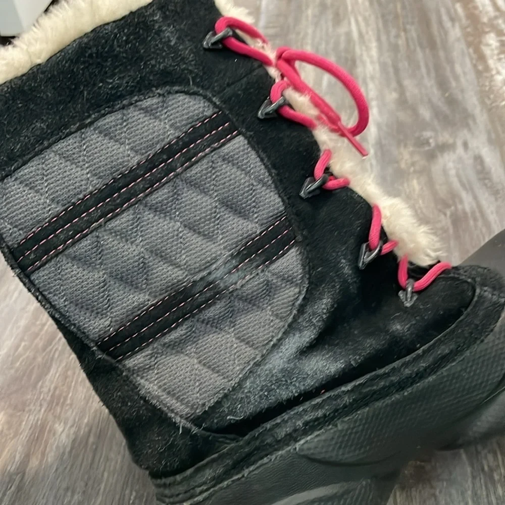 Columbia Techlite Omni Heat Snow Boots